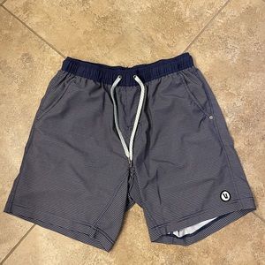 Vuori Kore Shorts size large blue stripe